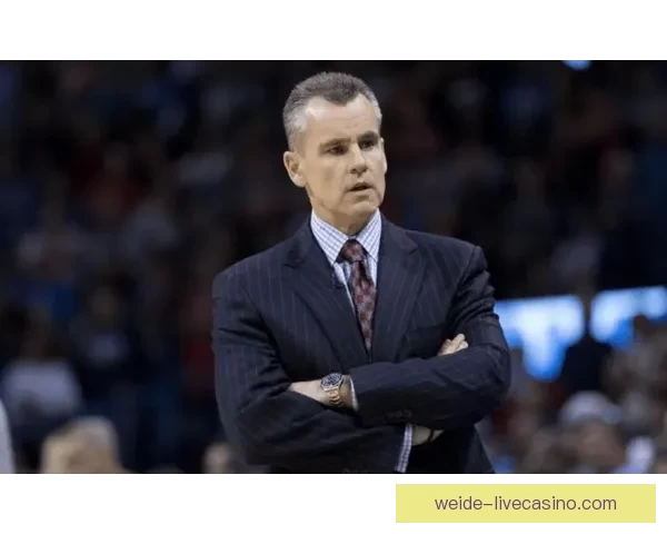 多诺万成接盘北卡罗莱纳大学男篮主帅 史蒂文斯主动放弃竞争