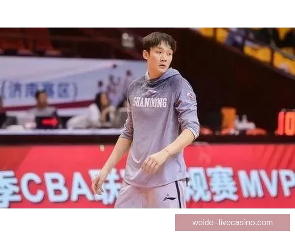 丁彦雨航回忆与科比的合影机会 坚持将这一刻留给赛场